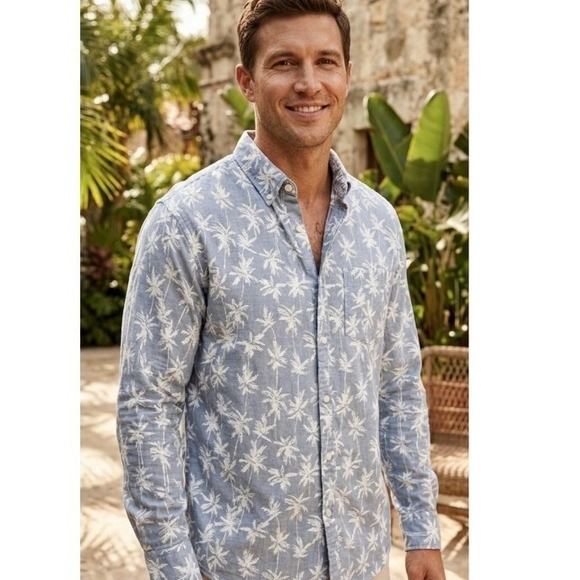 American Eagle Outfitters Other - American Eagle Seriously Soft Long Sleeve Button Down Shirt Palm Tree Print Lrge